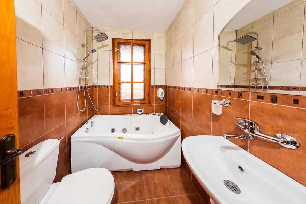 Family Hotel Ogi أسينوفغراد المظهر الخارجي الصورة