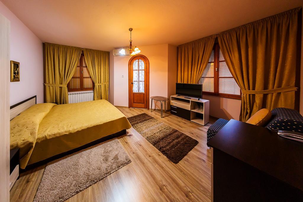 Family Hotel Ogi أسينوفغراد المظهر الخارجي الصورة