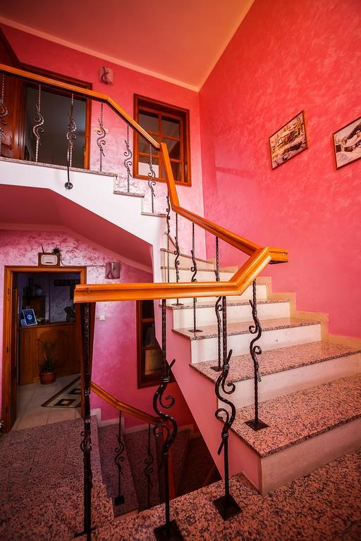 Family Hotel Ogi أسينوفغراد المظهر الخارجي الصورة